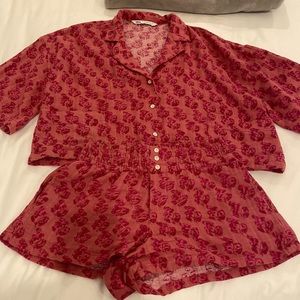 Super cute rose colored embriodered set